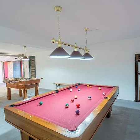 Adelaide Villa *