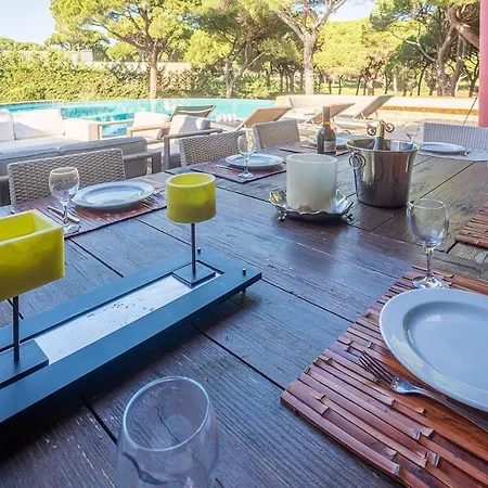 Adelaide * Quarteira