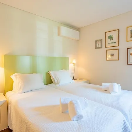 Adelaide Villa Quarteira